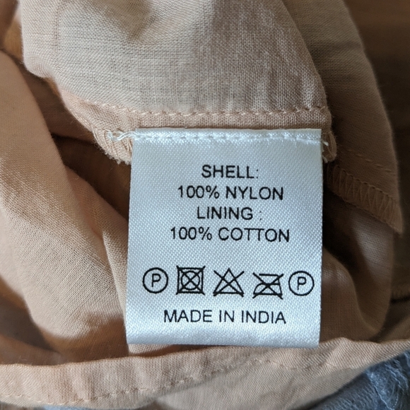 Hope & Ivy Embroidered Lace Midi Dress Size 4 NWT - Picture 9 of 11